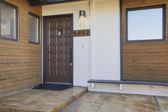 Detail Gallery Image 30 of 32 For 5442 Limerick Ct, San Diego,  CA 92117 - 3 Beds | 2 Baths