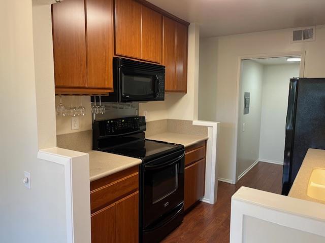 3362 La Mesa Drive, San Carlos CA: https://media.crmls.org/mediaz/5d550ffe-c843-433a-a79e-0258dec0e857.jpg