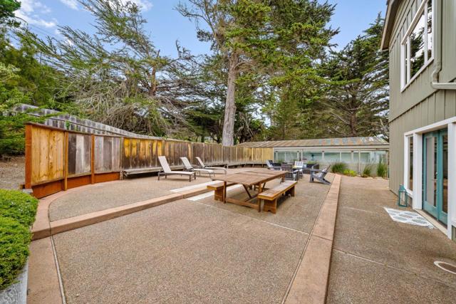 142 Carmel Riviera Drive, Carmel CA: https://media.crmls.org/mediaz/5d55e74c-7ecd-4f9b-b494-6e77fa306c96.jpg