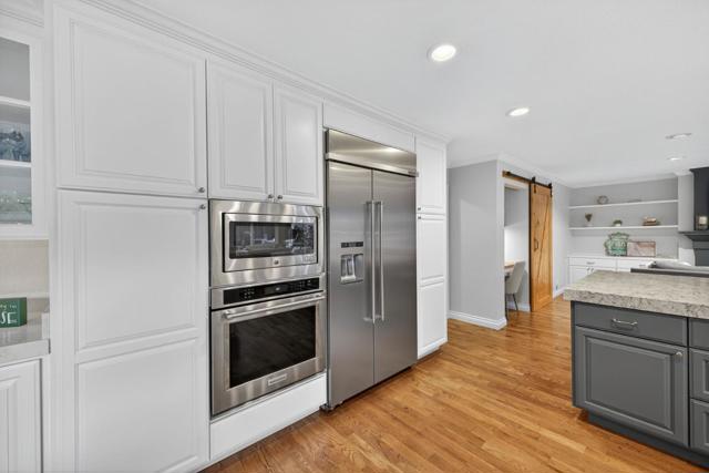 6575 Jeremie Drive, San Jose CA: https://media.crmls.org/mediaz/5d5637d9-bb69-4bea-b0e1-0e95a116c7cb.jpg