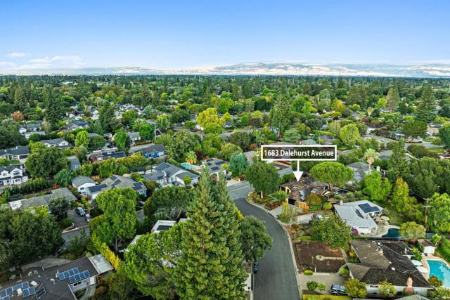 1683 Dalehurst Avenue, Los Altos CA: https://media.crmls.org/mediaz/5d56d6f0-29d7-41c9-98c5-1102fbf23263.jpg