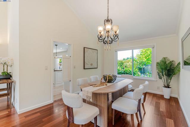 483 Becado Place, Fremont CA: https://media.crmls.org/mediaz/5d56dfae-b66b-4b65-97b2-073088ab1d8d.jpg