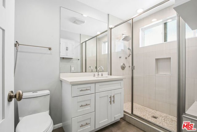 1246 N Genesee Avenue, West Hollywood CA: https://media.crmls.org/mediaz/5d582f51-f5da-4ceb-aeab-59f5b0b0cf4d.jpg