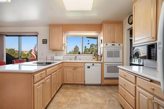 Image 30 of 52 For 3123 Indian Way