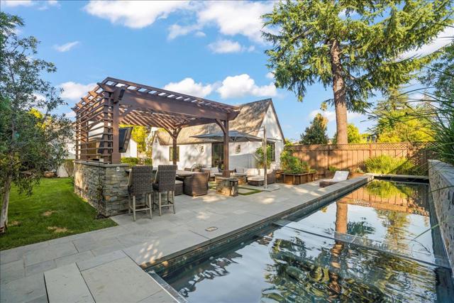 16760 Magneson Loop, Los Gatos CA: https://media.crmls.org/mediaz/5d59e600-0287-444c-8f8a-68a1e75a7ce6.jpg