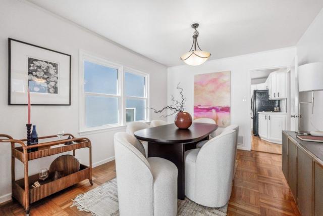 Image 9 of 45 For 368 Northgate Avenue