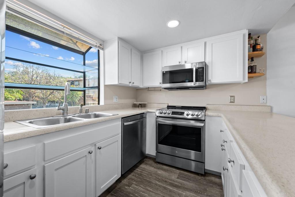 440 Citracado Parkway - photo 8