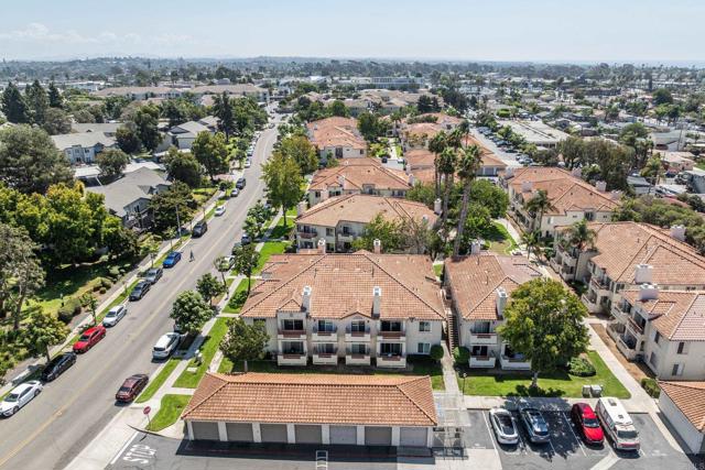 Detail Gallery Image 9 of 44 For 405 Stoney Point Way #96,  Oceanside,  CA 92058 - 2 Beds | 2 Baths