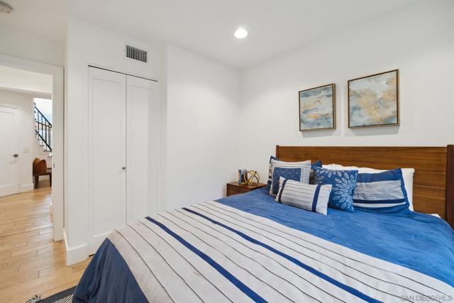 28145 Shady Meadow Ln, Yorba Linda CA: https://media.crmls.org/mediaz/5d5d54db-14db-4d1c-b6ca-1bed8cb607db.jpg