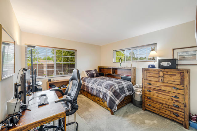 3384 Radcliffe Road, Thousand Oaks CA: https://media.crmls.org/mediaz/5d5d7dbc-d1e5-45d8-8cce-fc9d0d3b986b.jpg