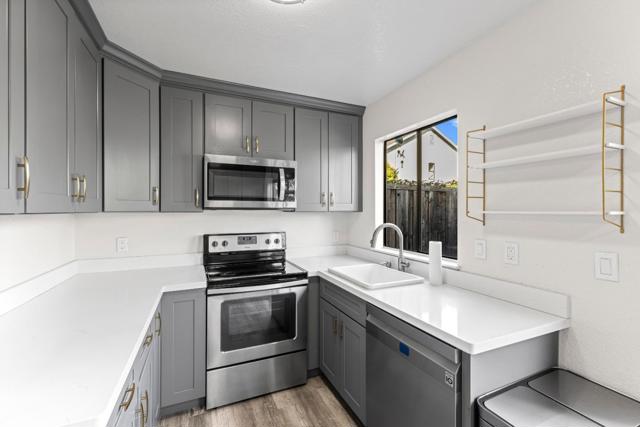 482 S Willard Avenue, San Jose CA: https://media.crmls.org/mediaz/5d5e989b-2e21-4e05-8715-1d8c3f08e5fd.jpg