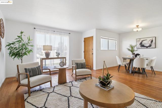 1881 Dolly Ave, San Leandro CA: https://media.crmls.org/mediaz/5d60a18d-f419-47de-a396-54f6e6eb6c91.jpg
