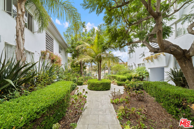 Details for 130 San Vicente Boulevard 132 B, Santa Monica, CA 90402