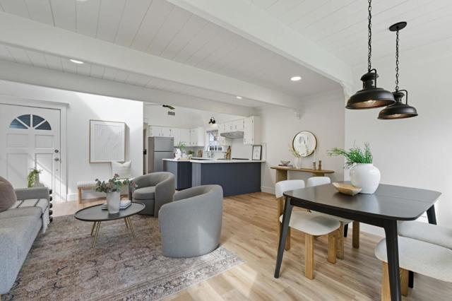 330 Avenue Cabrillo, El Granada CA: https://media.crmls.org/mediaz/5d63efb0-2988-4e13-b884-88cf920625b8.jpg