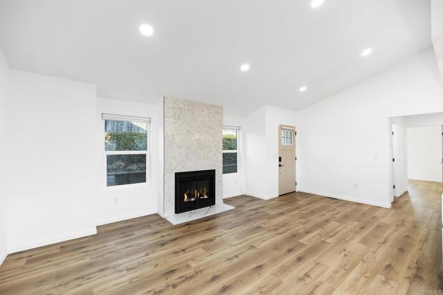 12694 Jackson Heights Drive, El Cajon CA: https://media.crmls.org/mediaz/5d647e85-f6e9-4425-bbbb-37e7558bcfc2.jpg