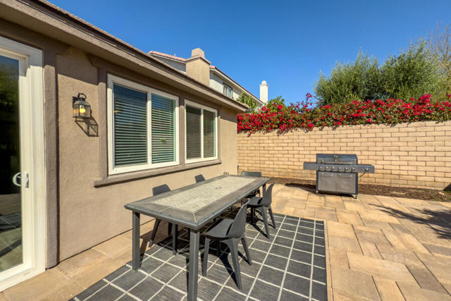 43784 Riunione Place, Indio CA: https://media.crmls.org/mediaz/5d64ec70-f1e1-4b02-8d00-9a7b3f05b489.jpg