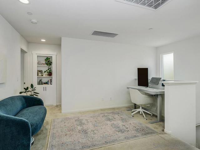 1882 Emily St, El Cajon CA: https://media.crmls.org/mediaz/5d6521fc-2670-43d8-8584-a6bbe10b5bb8.jpg