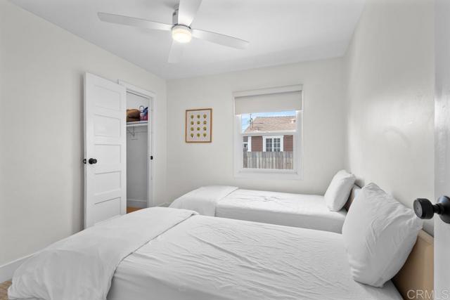 Image 16 of 22 For 4338 33rd Place