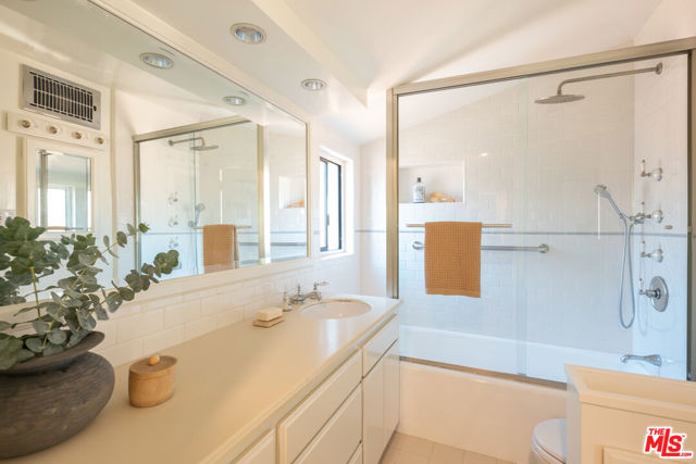1401 Moncado Drive photo 32