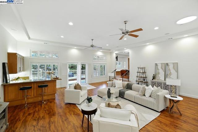 874 Overhill Dr, Hayward CA: https://media.crmls.org/mediaz/5d671c39-b6d2-4219-ad65-82ab0c98f0e9.jpg