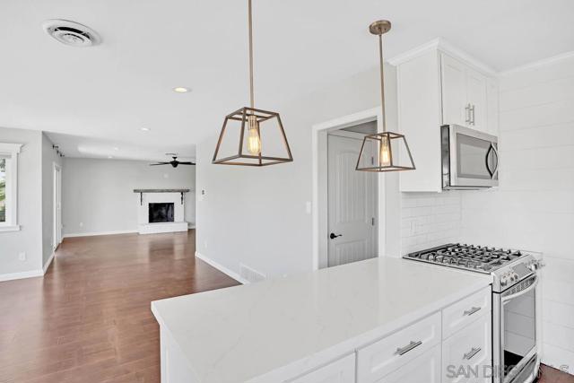 8060 Lemon Ave, La Mesa CA: https://media.crmls.org/mediaz/5d67c122-ae12-4f03-9125-93f6bf4770ec.jpg