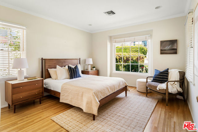 1475 Edris Drive, Los Angeles CA: https://media.crmls.org/mediaz/5d690176-3804-4b3d-8a81-8e2d27890e96.jpg