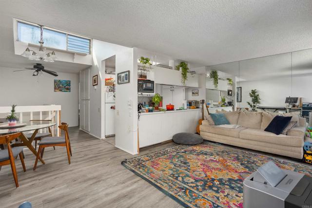 Detail Gallery Image 14 of 47 For 2388 Altisma Way #10 OR K,  Carlsbad,  CA 92009 - 2 Beds | 2 Baths
