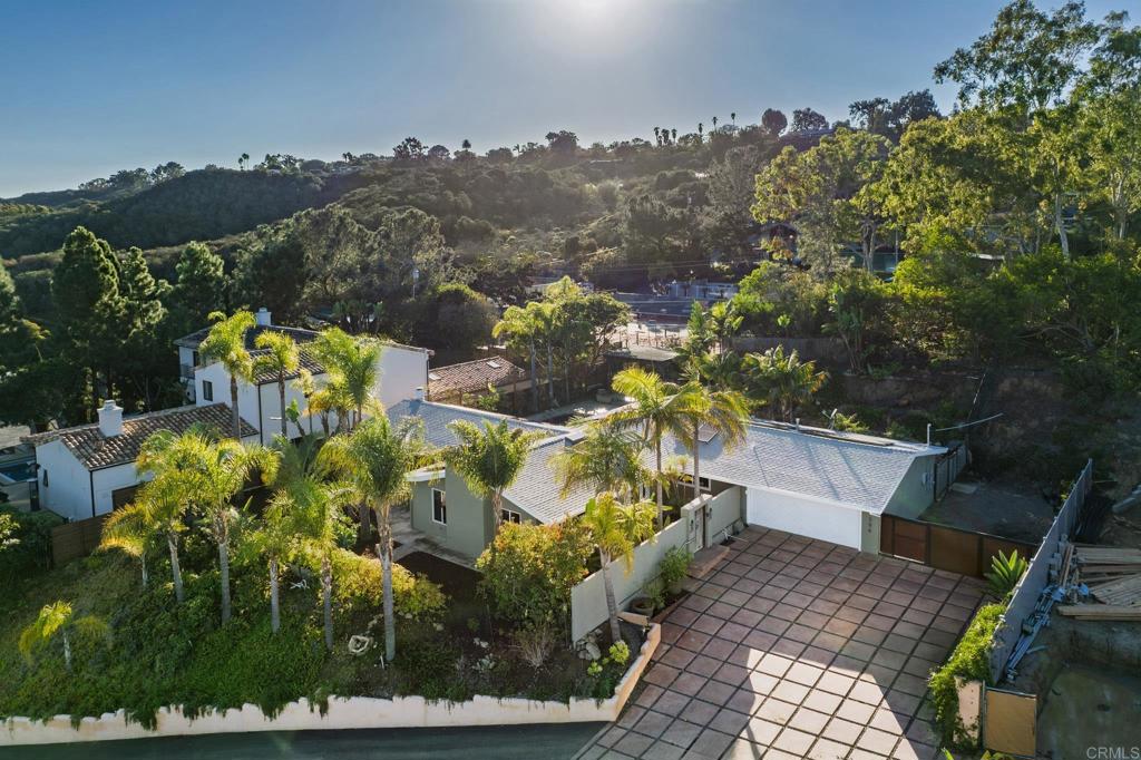 1386 Tennis Club Drive