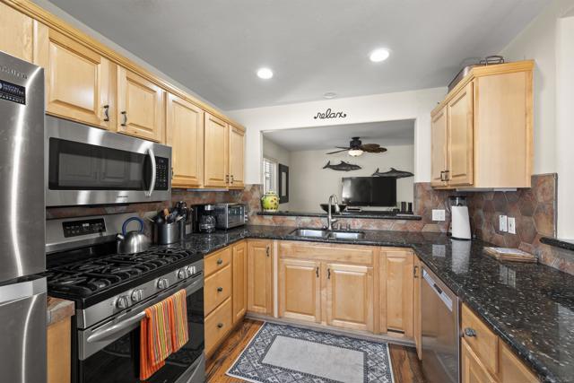 715 Toulon Ct, Outside Area (Inside Ca) CA: https://media.crmls.org/mediaz/5d6a2eb1-0581-4ed4-83d4-3a2311694d96.jpg