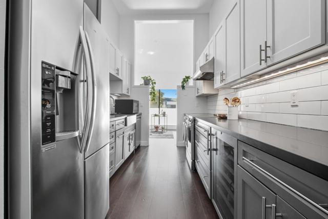 831 Balboa Lane, Foster City CA: https://media.crmls.org/mediaz/5d6a8a77-dce5-47f5-8151-c84344b1e558.jpg