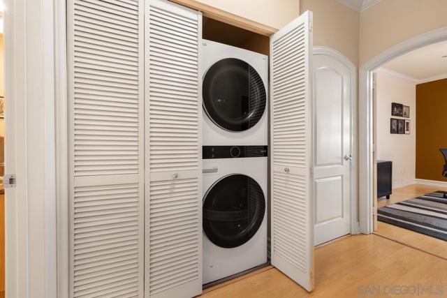 1225 ISLAND AV, San Diego CA: https://media.crmls.org/mediaz/5d6ca1b4-ecda-4e46-95b3-9d4cc959c62f.jpg