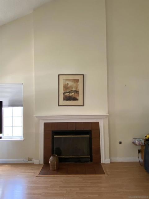 10320 Plaza Paseo Dr., Lakeside CA: https://media.crmls.org/mediaz/5d6ceb0e-2d32-4111-8402-3707054a2a45.jpg