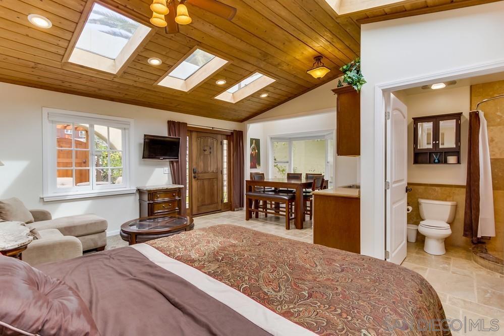 2377 Linwood Street - photo 5