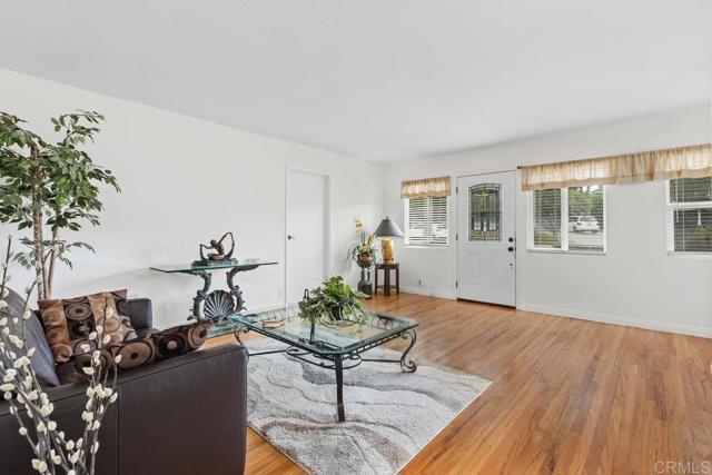 Detail Gallery Image 7 of 46 For 2725 Morning Glory Ln, Carlsbad,  CA 92008 - 3 Beds | 2 Baths