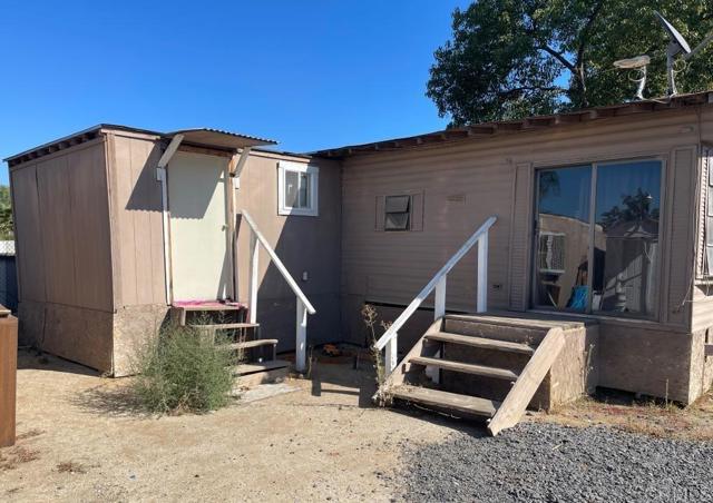 Detail Gallery Image 7 of 11 For 21626 Mary St, Perris,  CA 92570 - 2 Beds | 2 Baths