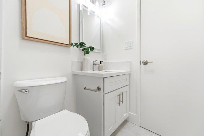 https://media.crmls.org/mediaz/5d70c271-5c8a-47cf-bda0-9ac645f15b6a.jpg?preset=X-Large