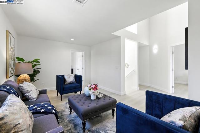 1739 E 22Nd St, Oakland CA: https://media.crmls.org/mediaz/5d70d251-97ac-47d9-bef3-d4a2c3544196.jpg