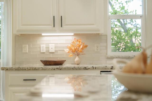 2360 Sunflower Circle, Gilroy CA: https://media.crmls.org/mediaz/5d710929-18a2-4469-b326-7345d920d4d3.jpg