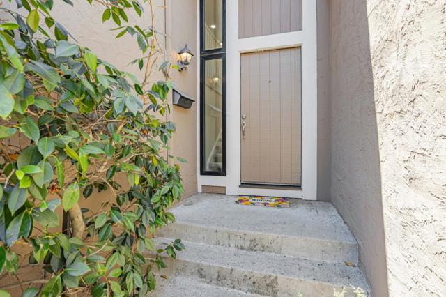 6698 Buggywhip Court, San Jose CA: https://media.crmls.org/mediaz/5d7168eb-08e0-4970-89c2-3769b4fb1734.jpg