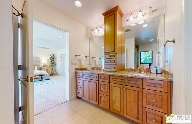 13 Cahuilla Hills Drive, Palm Springs CA: https://media.crmls.org/mediaz/5d71eb8f-53f6-46a9-be74-d0f49a4b39b9.jpg