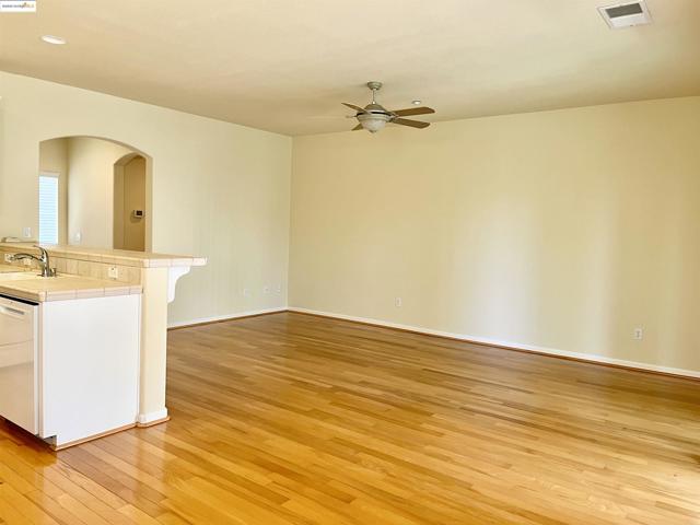 1381 BONUM WAY, Brentwood CA: https://media.crmls.org/mediaz/5d724b1b-9a88-4351-86bc-41b68f10b414.jpg