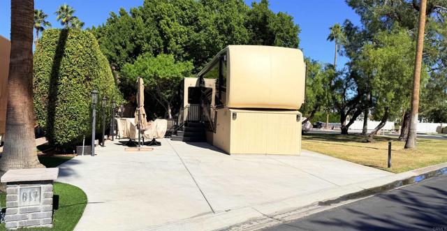 Front Image Thumbnail for CRNDP2510411