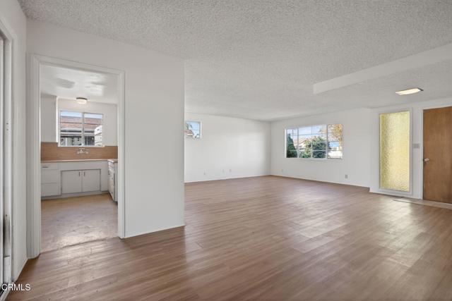 Detail Gallery Image 8 of 26 For 722 W Robert Ave, Oxnard,  CA 93030 - 3 Beds | 1/1 Baths