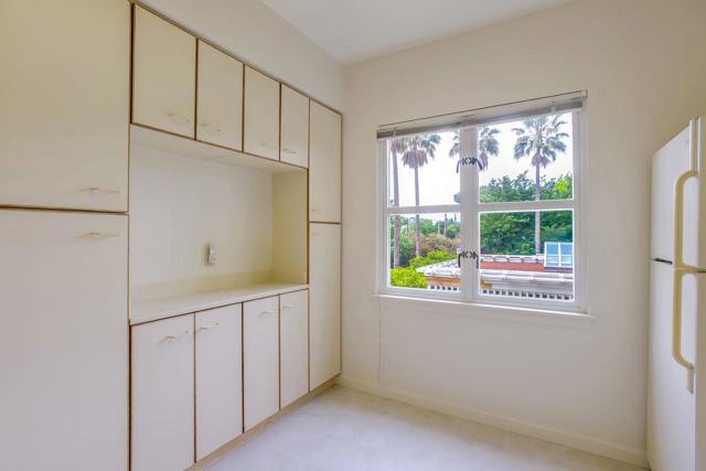 1 Baldwin Avenue, San Mateo, California 94401, 2 Bedrooms Bedrooms, ,2 BathroomsBathrooms,Condominium,For Sale,Baldwin,ML81891953