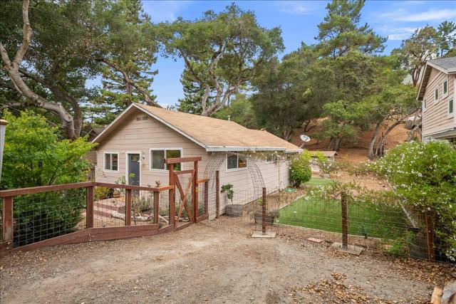 2934 San Juan Boulevard, Belmont CA: https://media.crmls.org/mediaz/5d740325-398a-470e-beb2-2e09bd735c89.jpg