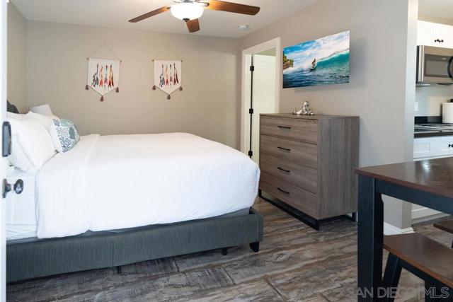 845 Beryle st unit A, San Diego CA: https://media.crmls.org/mediaz/5d755acd-9761-436f-a320-3f64c8127fe3.jpg