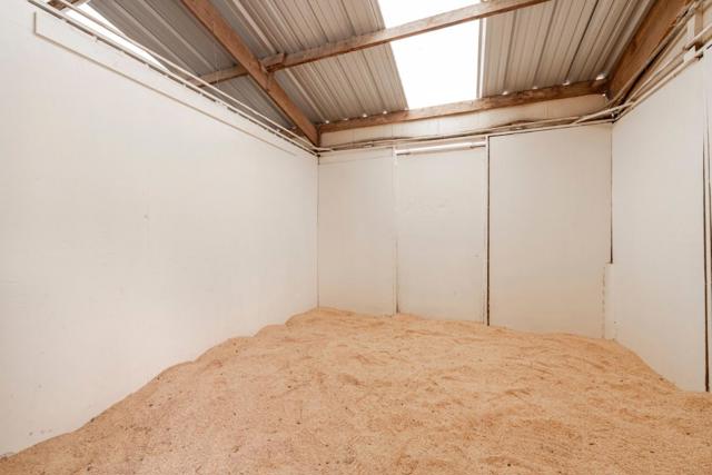 515 Bean Hollow Road, Pescadero CA: https://media.crmls.org/mediaz/5d7579ce-021a-42e2-9165-cf621562dd69.jpg