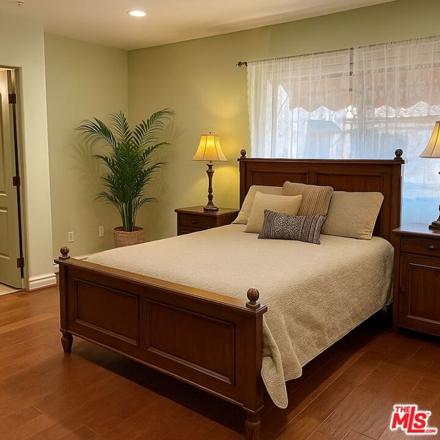 4301 Los Feliz Boulevard, Los Angeles CA: https://media.crmls.org/mediaz/5d767952-3ff4-483f-bd23-dcacec0dfc86.jpg