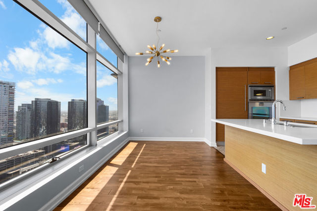 900 W Olympic Boulevard, Los Angeles CA: https://media.crmls.org/mediaz/5d772b50-f768-471f-be5d-588382cf6608.jpg