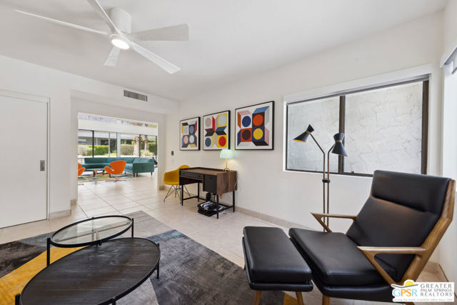 2455 S Madrona Drive, Palm Springs CA: https://media.crmls.org/mediaz/5d77f7e3-f7e5-47d7-b86c-ebe658917a68.jpg